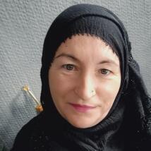 Amira52  