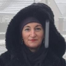 Amira52  