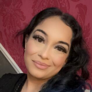 Falaqnaaz