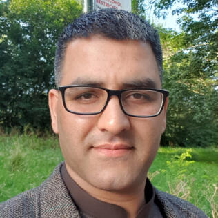 Adeel2416