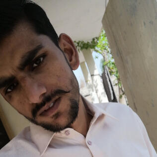 Uzair4742